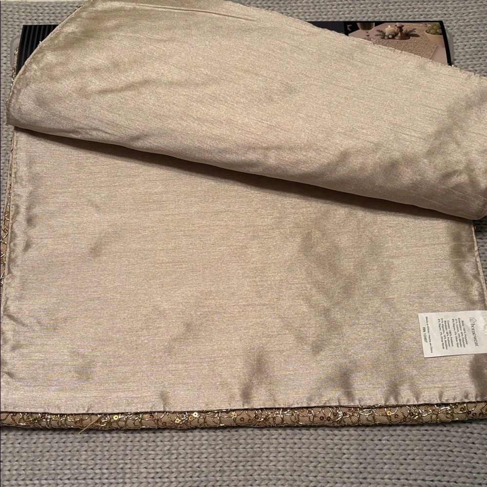 Homewear Angelo Gold Winter Web 72” Sequin Table Runner